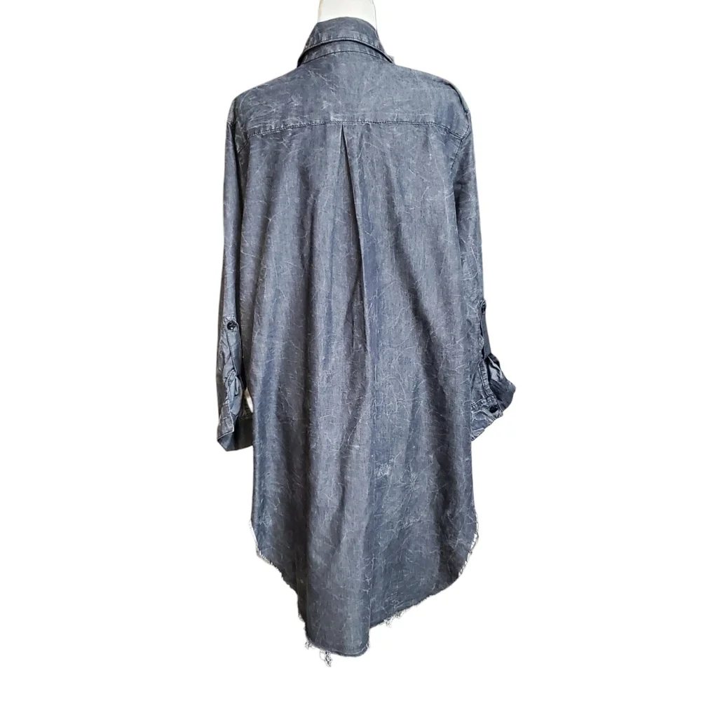 Thrill Jeans Distressed Shirt Women's Size 2X Black Dark Wash Hi Low Raw Hem - Picture 6 of 13